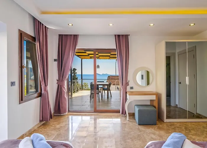 Villa Royal Hills 2 Kas