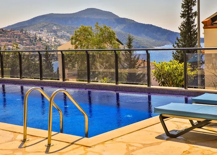 Vila Royal Hills 2